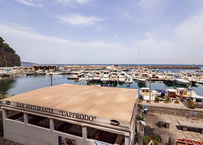 Casa Mariarosa - Seaside Apartment With Balcony